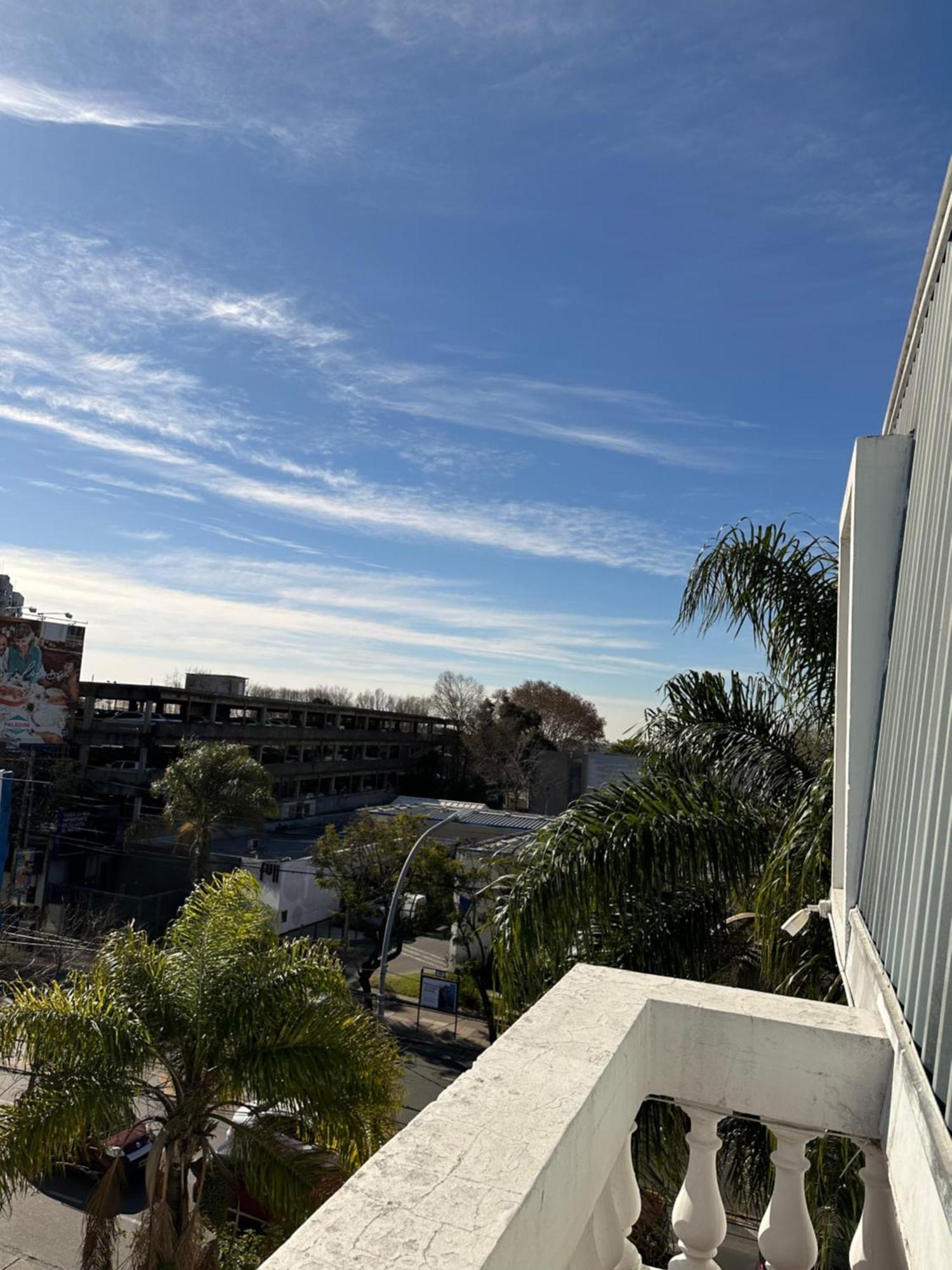 Hotel Vicente Lopez Exterior photo